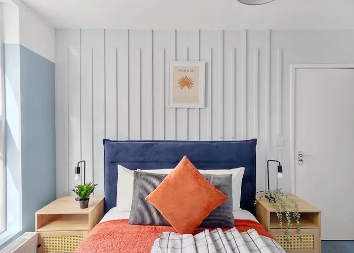 Stylish Sleek Abode - Sleeps 6 * ブリストル